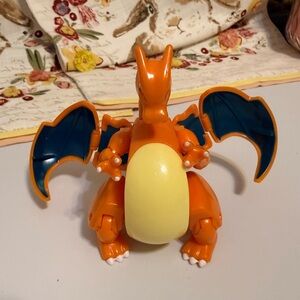 Charizard Pokémon Poke ball Morph Transformers Figures